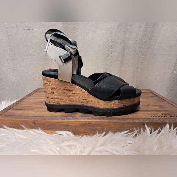 Sorel Joanie II High Ankle Lace Wedges Size 8.5 - Picture 6 of 8